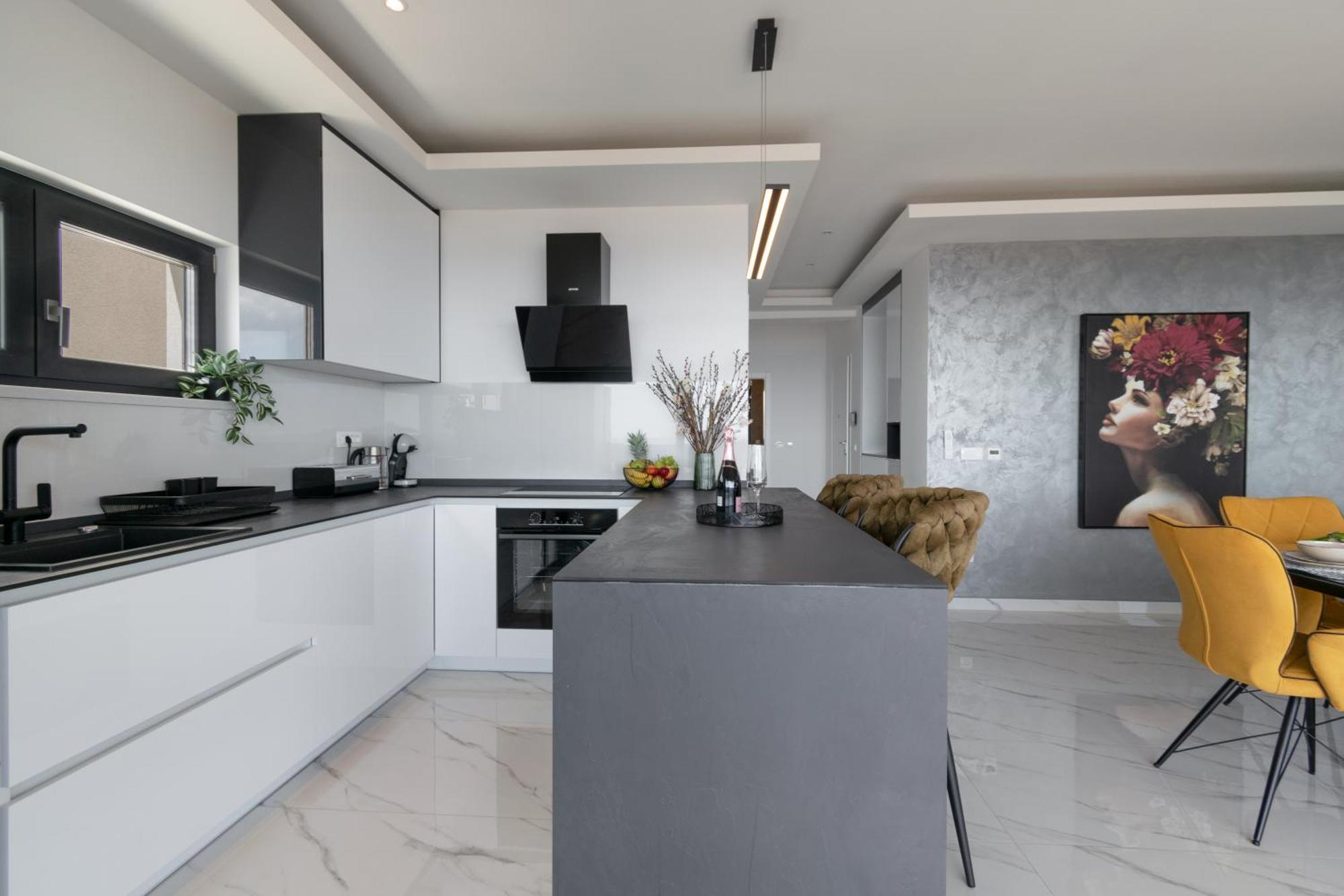 Ferienwohnung Lux Penthouse Panoramic View With Jacuzzi Makarska Exterior foto