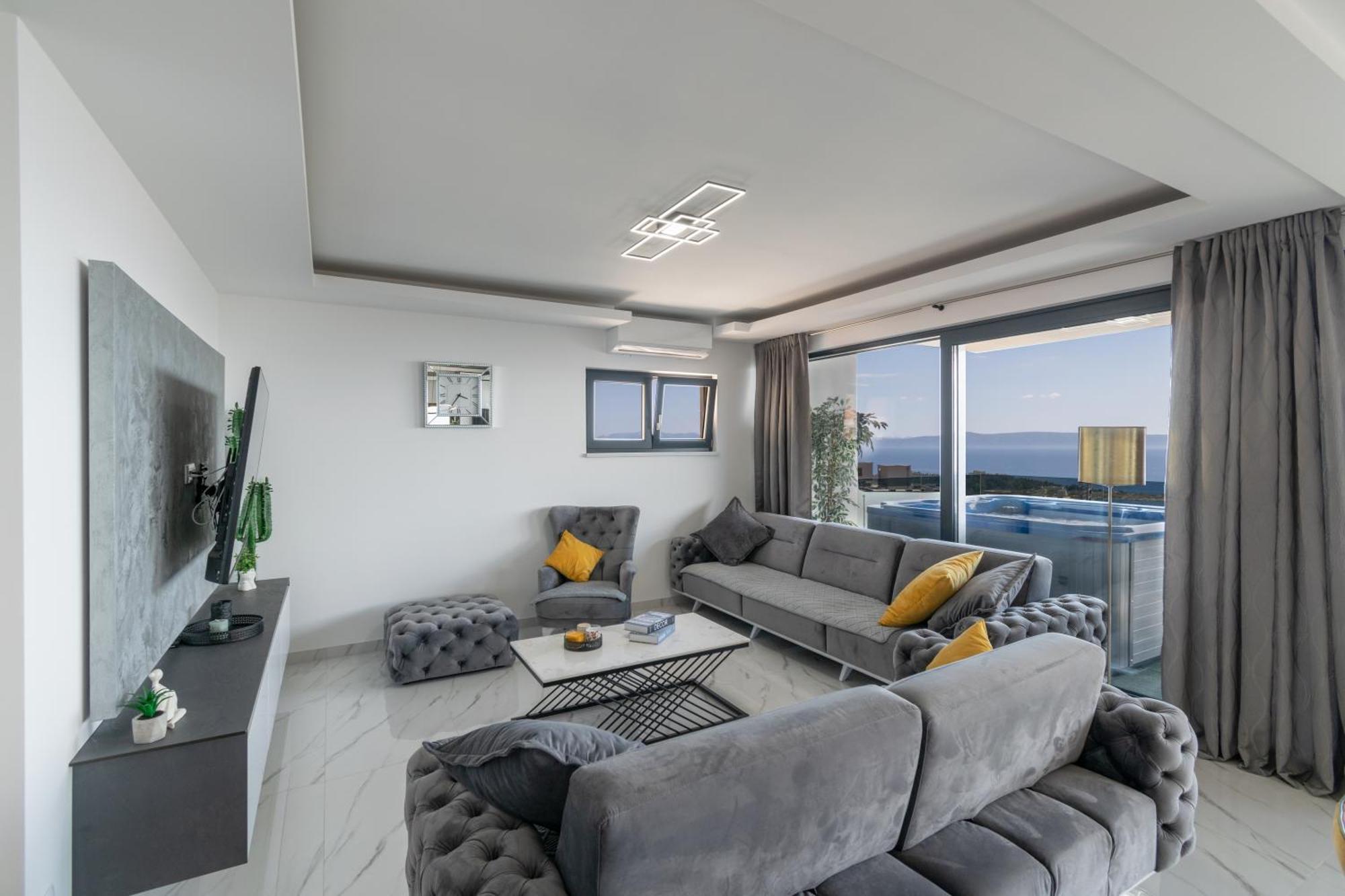Ferienwohnung Lux Penthouse Panoramic View With Jacuzzi Makarska Exterior foto